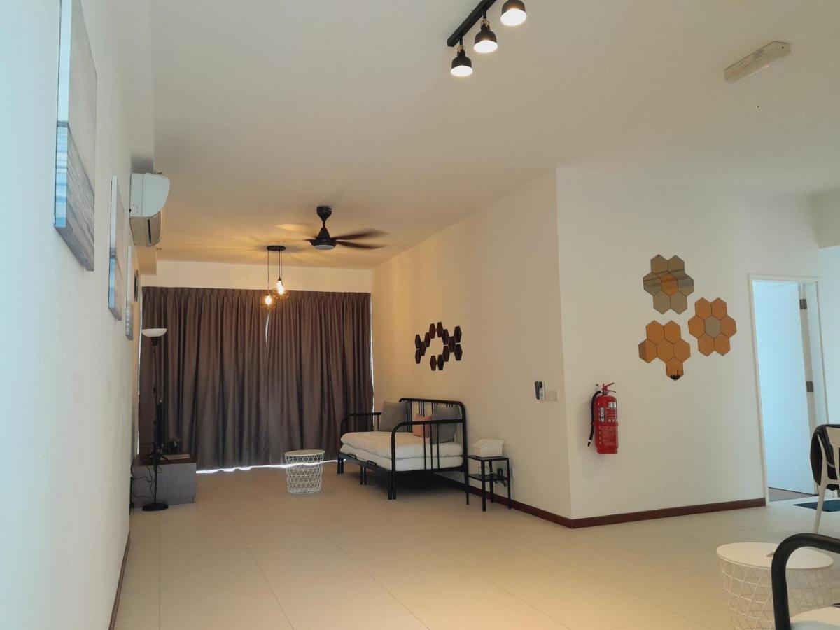The Landmark Comfort Relax Spacious Sea View By Iz Tanjung Tokong Kültér fotó