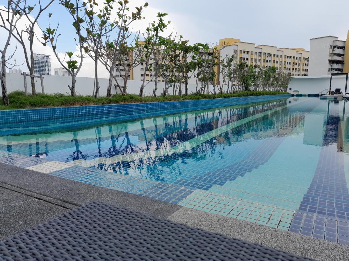 The Landmark Comfort Relax Spacious Sea View By Iz Tanjung Tokong Kültér fotó
