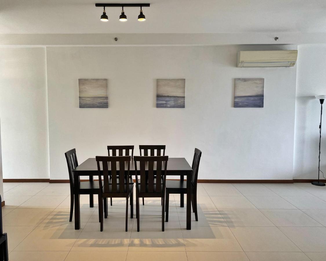 The Landmark Comfort Relax Spacious Sea View By Iz Tanjung Tokong Kültér fotó