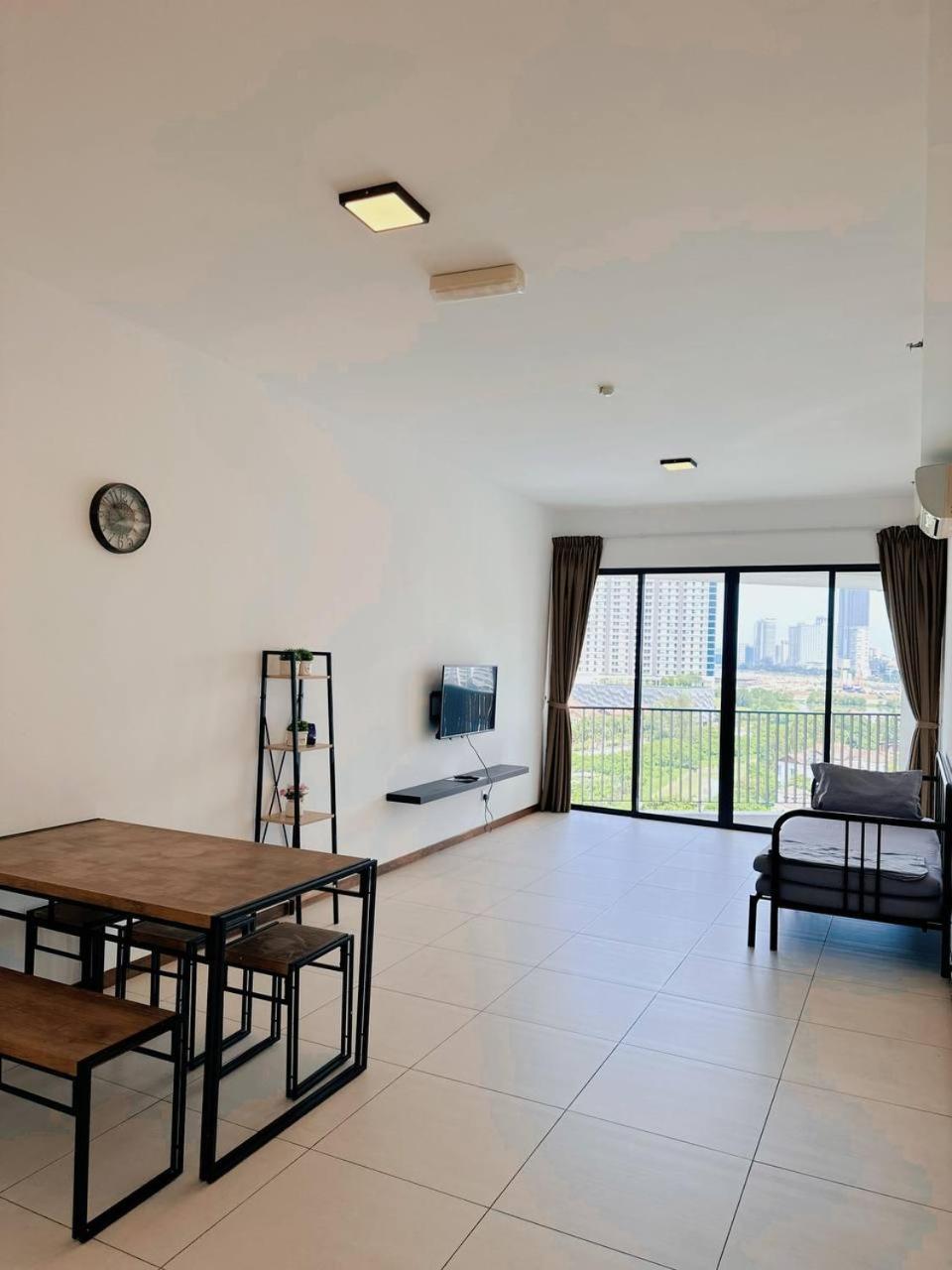 The Landmark Comfort Relax Spacious Sea View By Iz Tanjung Tokong Kültér fotó